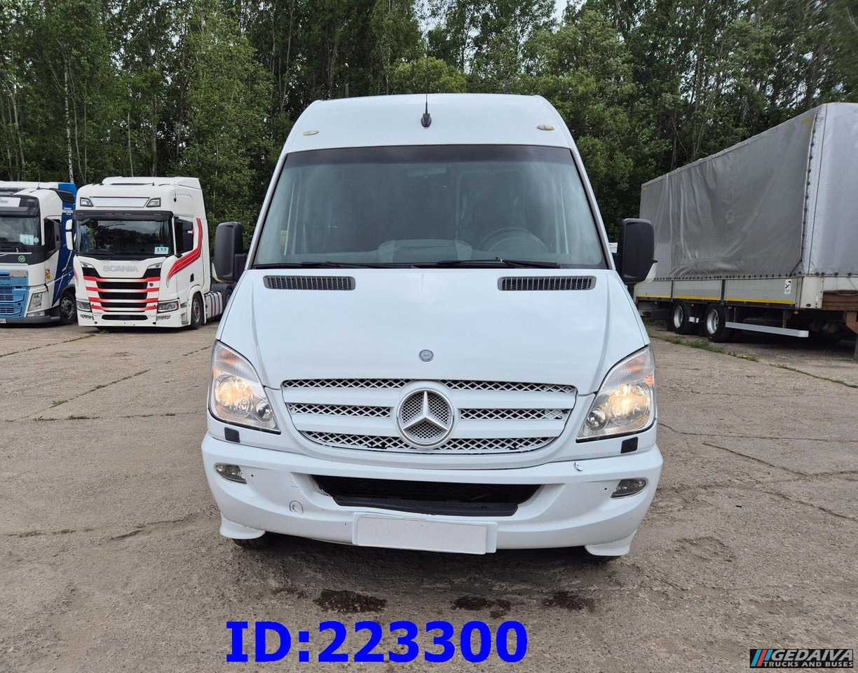 MERCEDES-BENZ Sprinter 518 VIP - 17 Seater - Autocarro: foto 2 MERCEDES-BENZ Sprinter 518 VIP - 17 Seater - Autocarro: foto 2