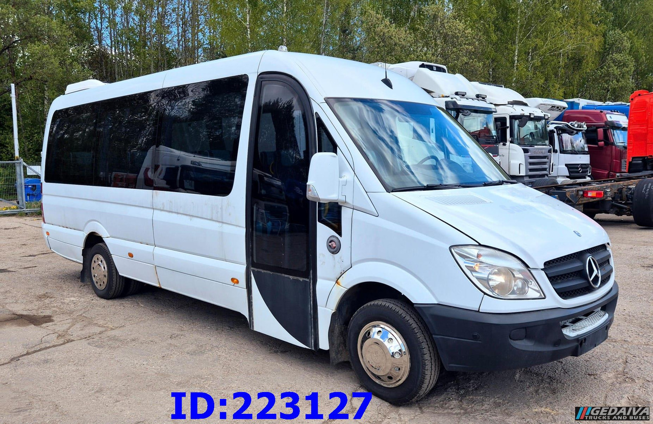 MERCEDES-BENZ Sprinter 518 - VIP -19 Seater - Autocarro: foto 1 MERCEDES-BENZ Sprinter 518 - VIP -19 Seater - Autocarro: foto 1