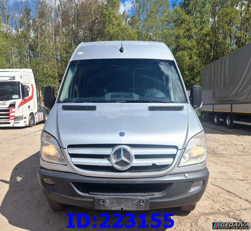 MERCEDES-BENZ Sprinter 519 - Prostyle VIP - 17-seater - Autocarro: foto 2 MERCEDES-BENZ Sprinter 519 - Prostyle VIP - 17-seater - Autocarro: foto 2