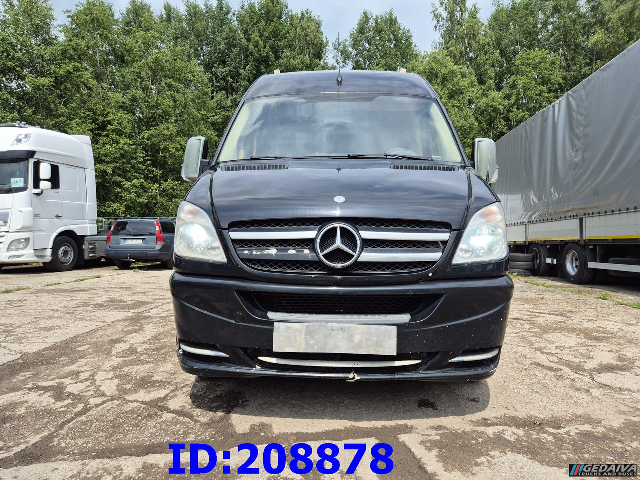 MERCEDES-BENZ Sprinter 519 -VIP- 17 places - Autocarro: foto 2 MERCEDES-BENZ Sprinter 519 -VIP- 17 places - Autocarro: foto 2