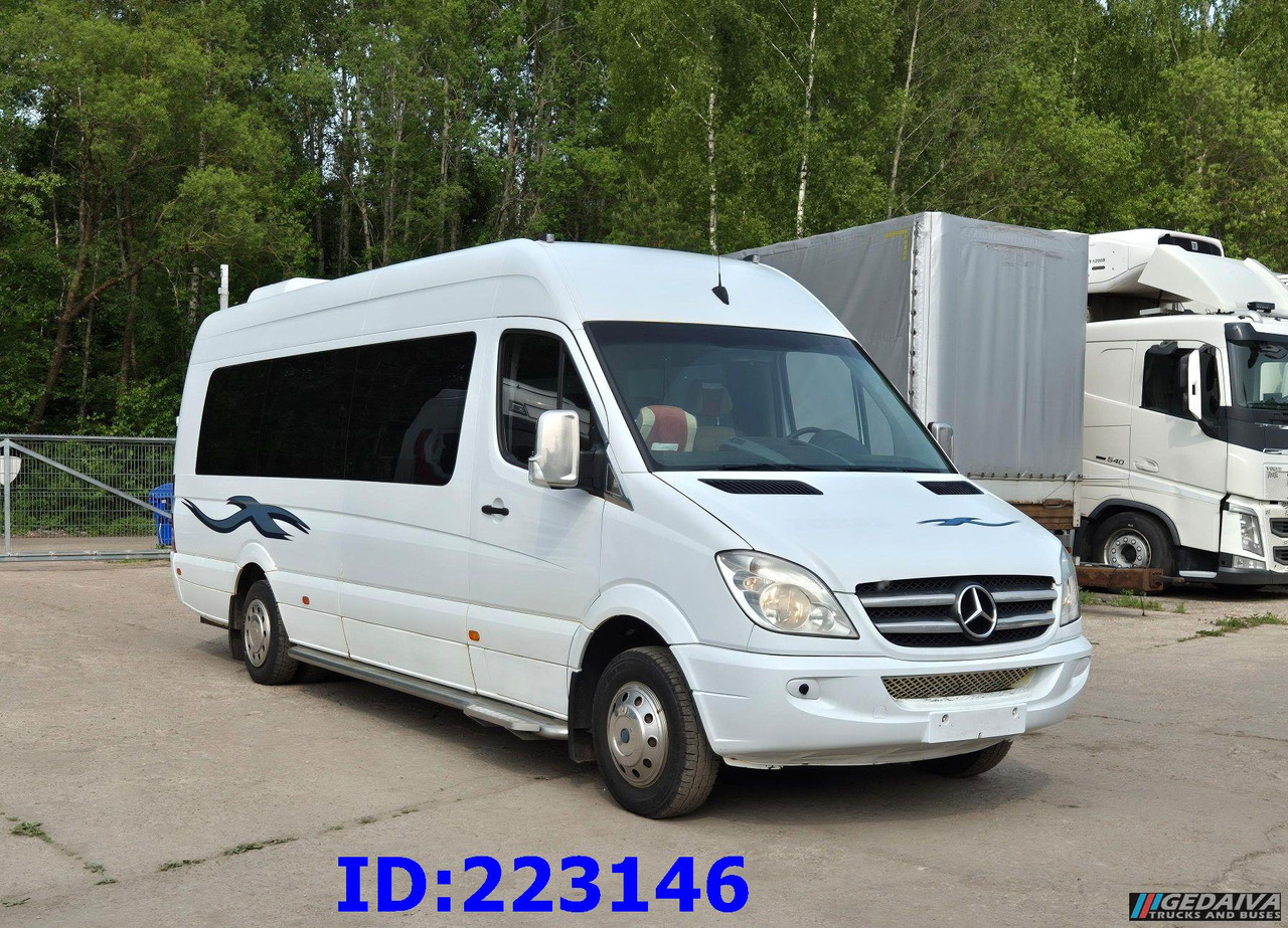 MERCEDES-BENZ Sprinter 519 VIP - 21Place -Euro 5 - Autocarro: foto 4 MERCEDES-BENZ Sprinter 519 VIP - 21Place -Euro 5 - Autocarro: foto 4