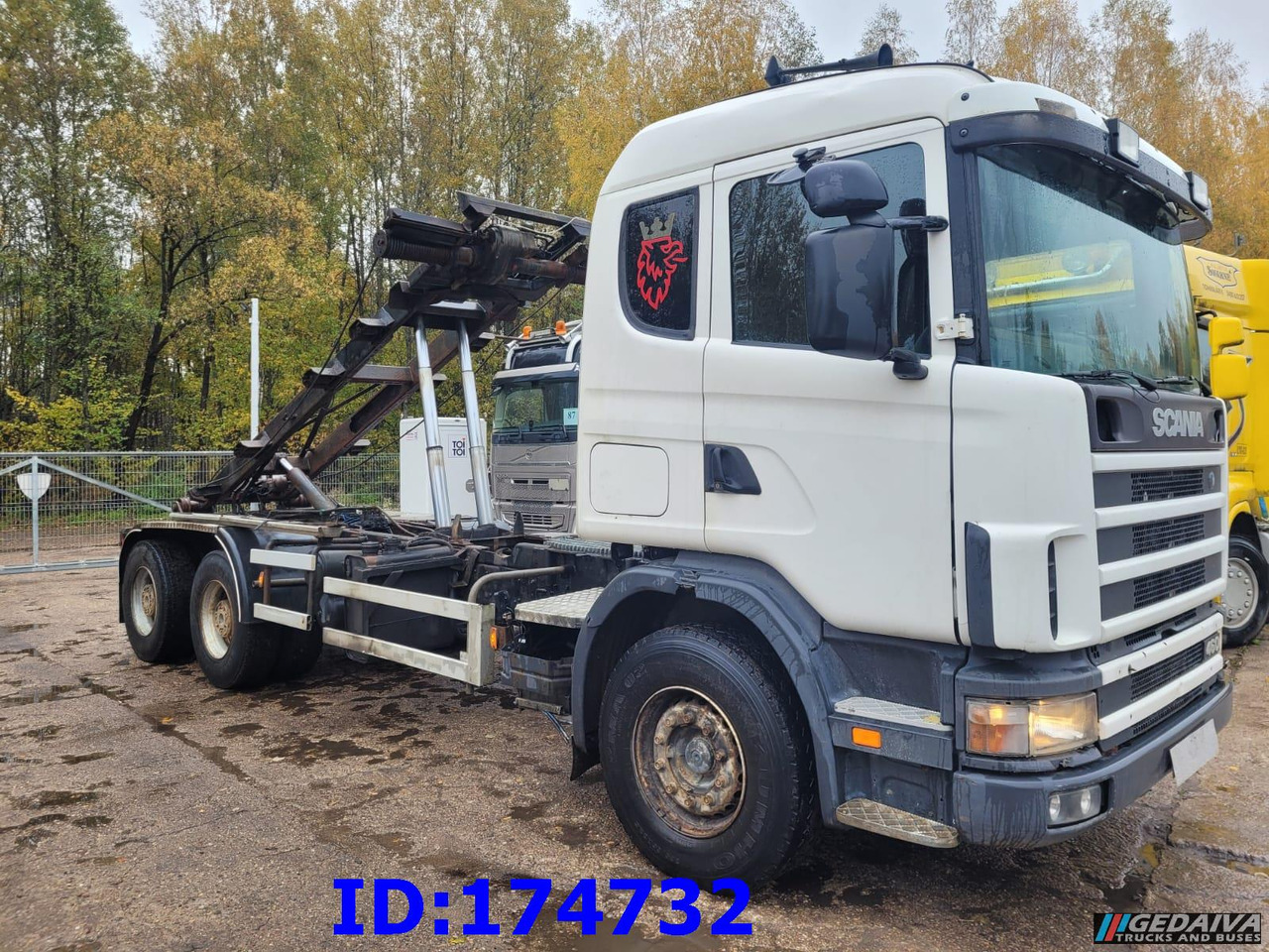 SCANIA 144 - 6x4 - Full Steel - Big Axles - 3 Pedals - Camião com sistema de cabo: foto 4 SCANIA 144 - 6x4 - Full Steel - Big Axles - 3 Pedals - Camião com sistema de cabo: foto 4