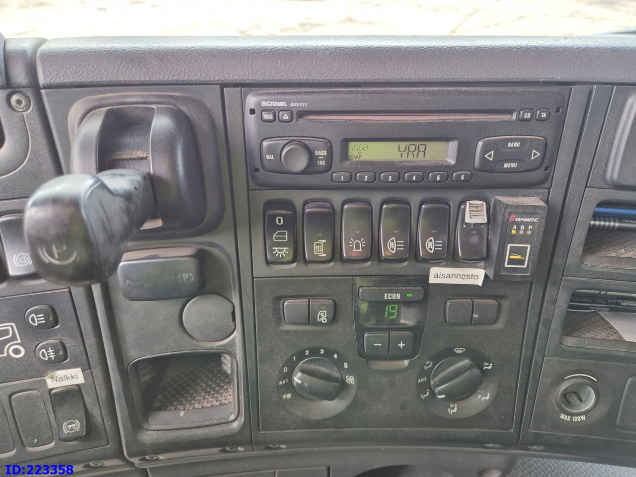 Camião basculante SCANIA R500 8x4 V8: foto 13