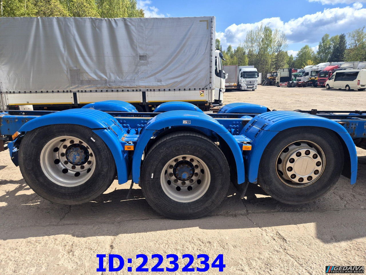 SCANIA R580 8X2 - Steering axle - Euro6 - Camião chassi: foto 5 SCANIA R580 8X2 - Steering axle - Euro6 - Camião chassi: foto 5