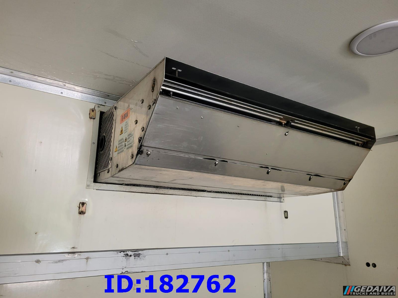 THERMO KING TS-500e - Equipamento de refrigeração: foto 2 THERMO KING TS-500e - Equipamento de refrigeração: foto 2