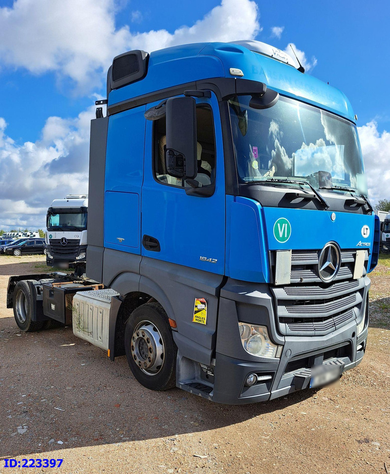 MERCEDES-BENZ Actros 1842 Euro6 - Tractor: foto 2 MERCEDES-BENZ Actros 1842 Euro6 - Tractor: foto 2