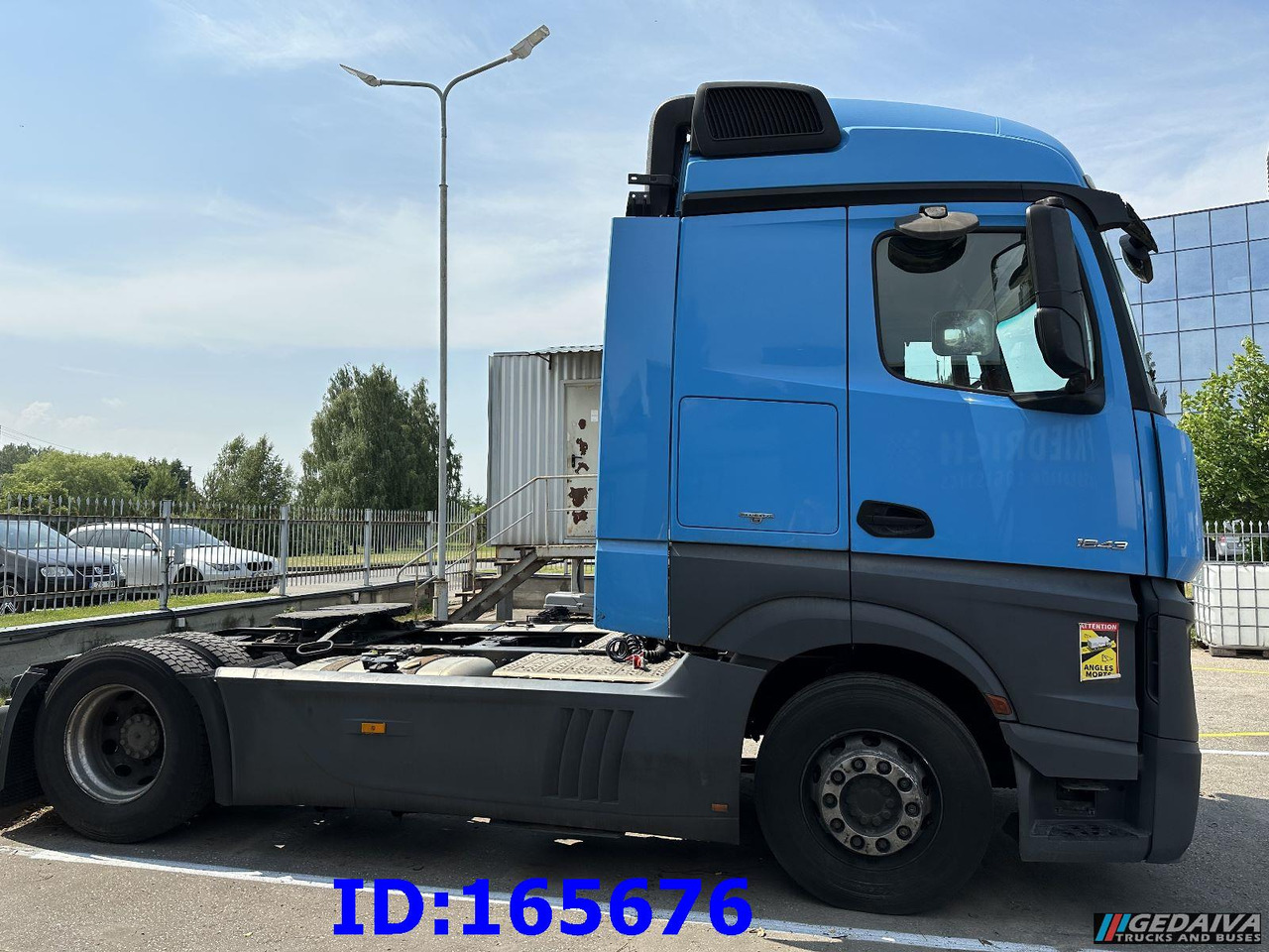 MERCEDES-BENZ Actros 1843 Euro6 - Engine damage - Tractor: foto 3 MERCEDES-BENZ Actros 1843 Euro6 - Engine damage - Tractor: foto 3