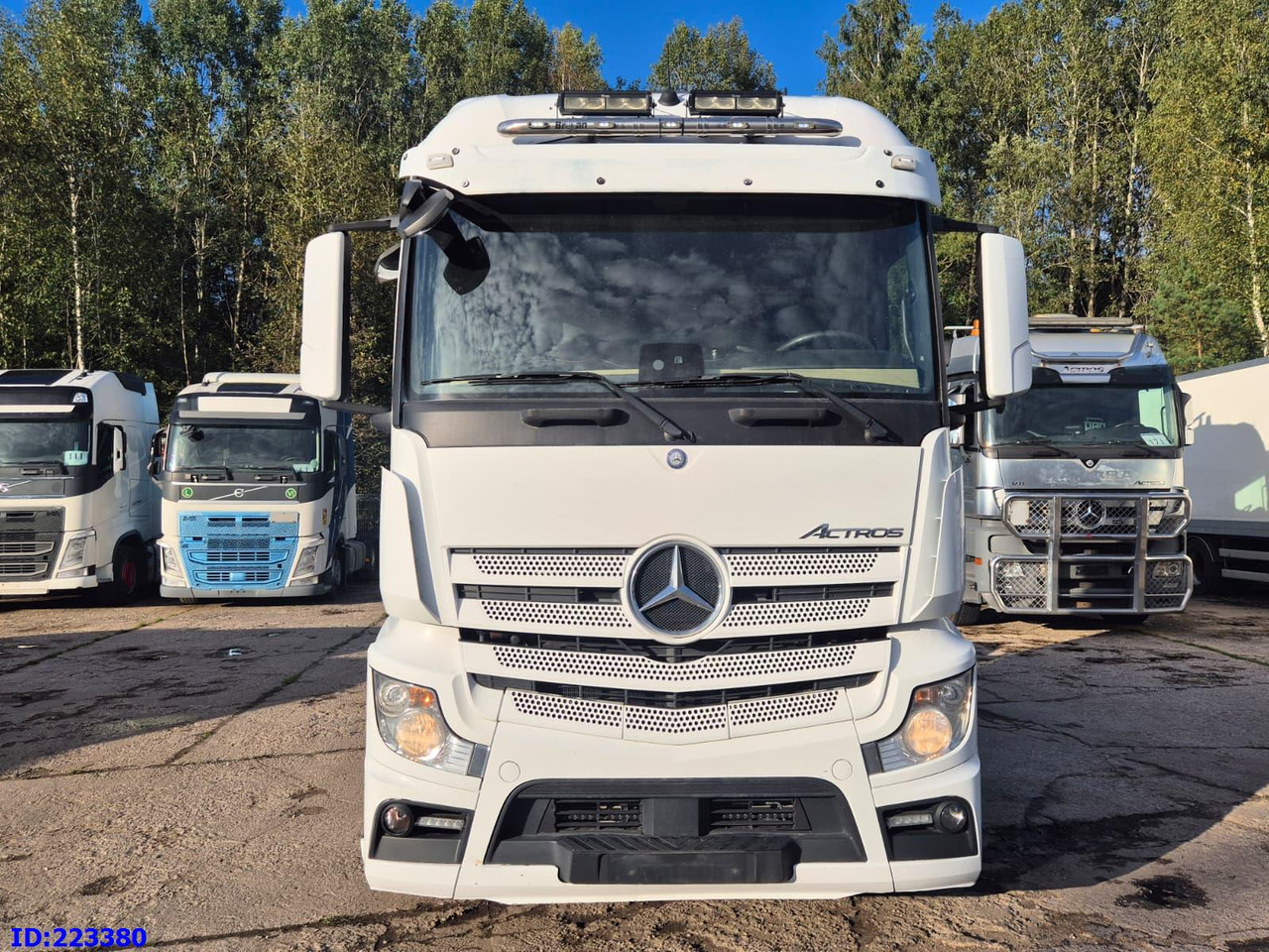 MERCEDES-BENZ Actros 2551 6x2 -Steering axle - Euro6 - Tractor: foto 2 MERCEDES-BENZ Actros 2551 6x2 -Steering axle - Euro6 - Tractor: foto 2