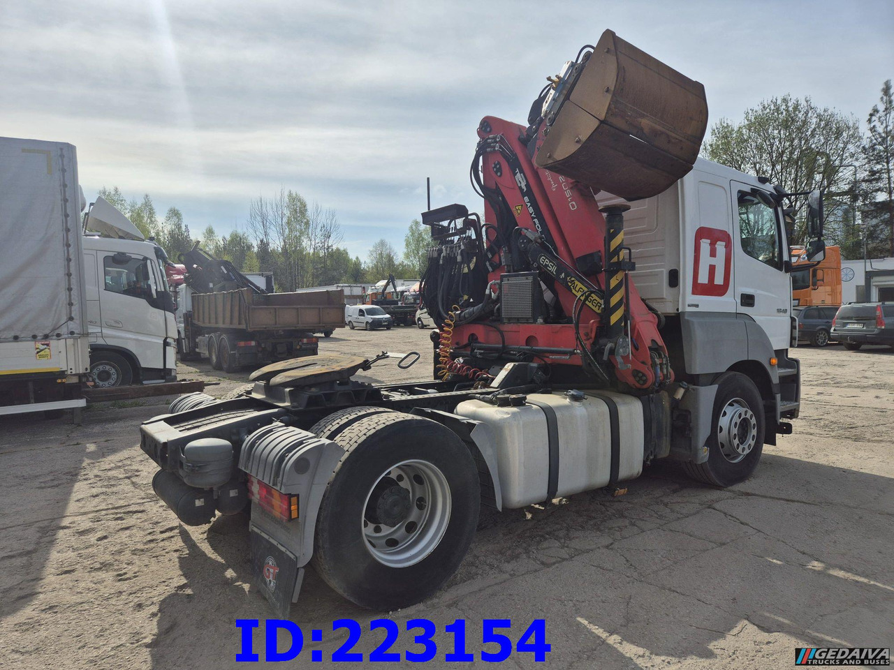 MERCEDES-BENZ Axor 1840 + Crane Epsilon Palfinger 0150Z - Tractor: foto 5 MERCEDES-BENZ Axor 1840 + Crane Epsilon Palfinger 0150Z - Tractor: foto 5
