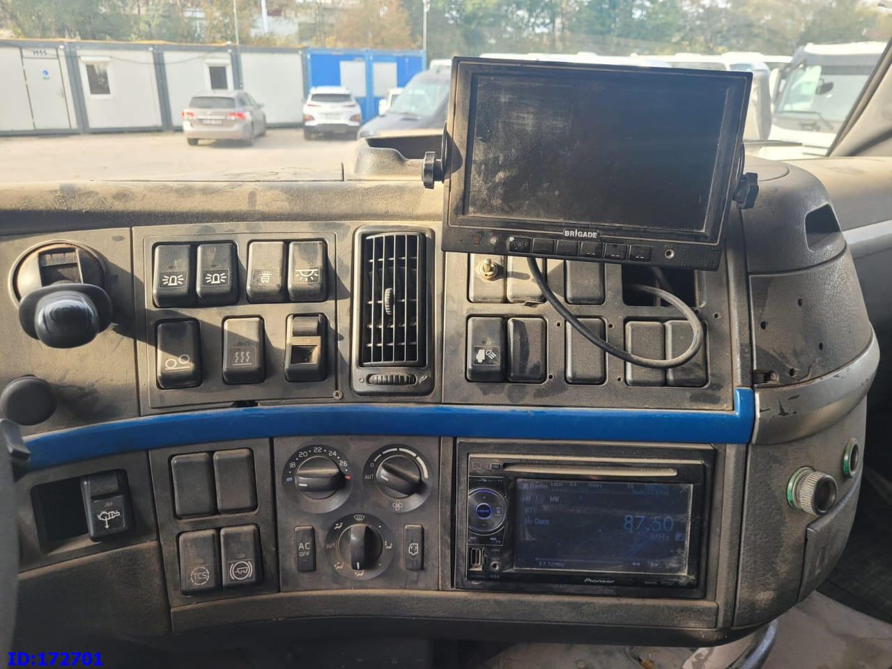 Tractor VOLVO FH12 460HP 6x4 Manual BigAxles: foto 12 Tractor VOLVO FH12 460HP 6x4 Manual BigAxles: foto 12