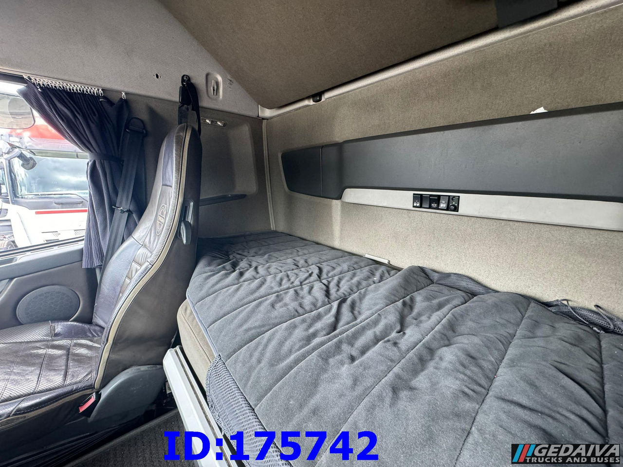 Tractor VOLVO FH16  660HP  8x4: foto 19