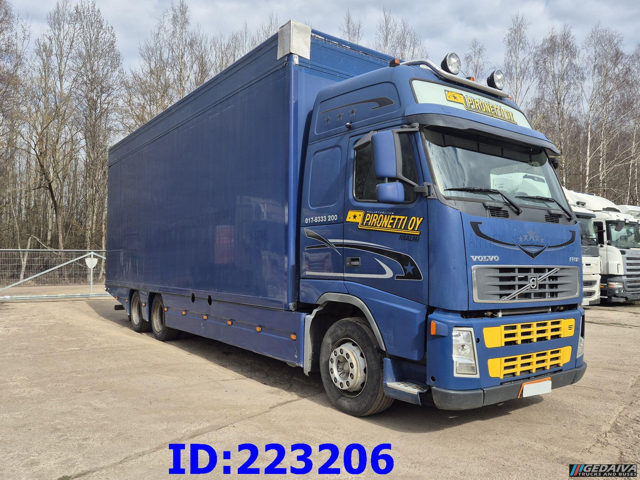 VOLVO FH12 420HP 6x2 - Camião isotérmico: foto 4 VOLVO FH12 420HP 6x2 - Camião isotérmico: foto 4