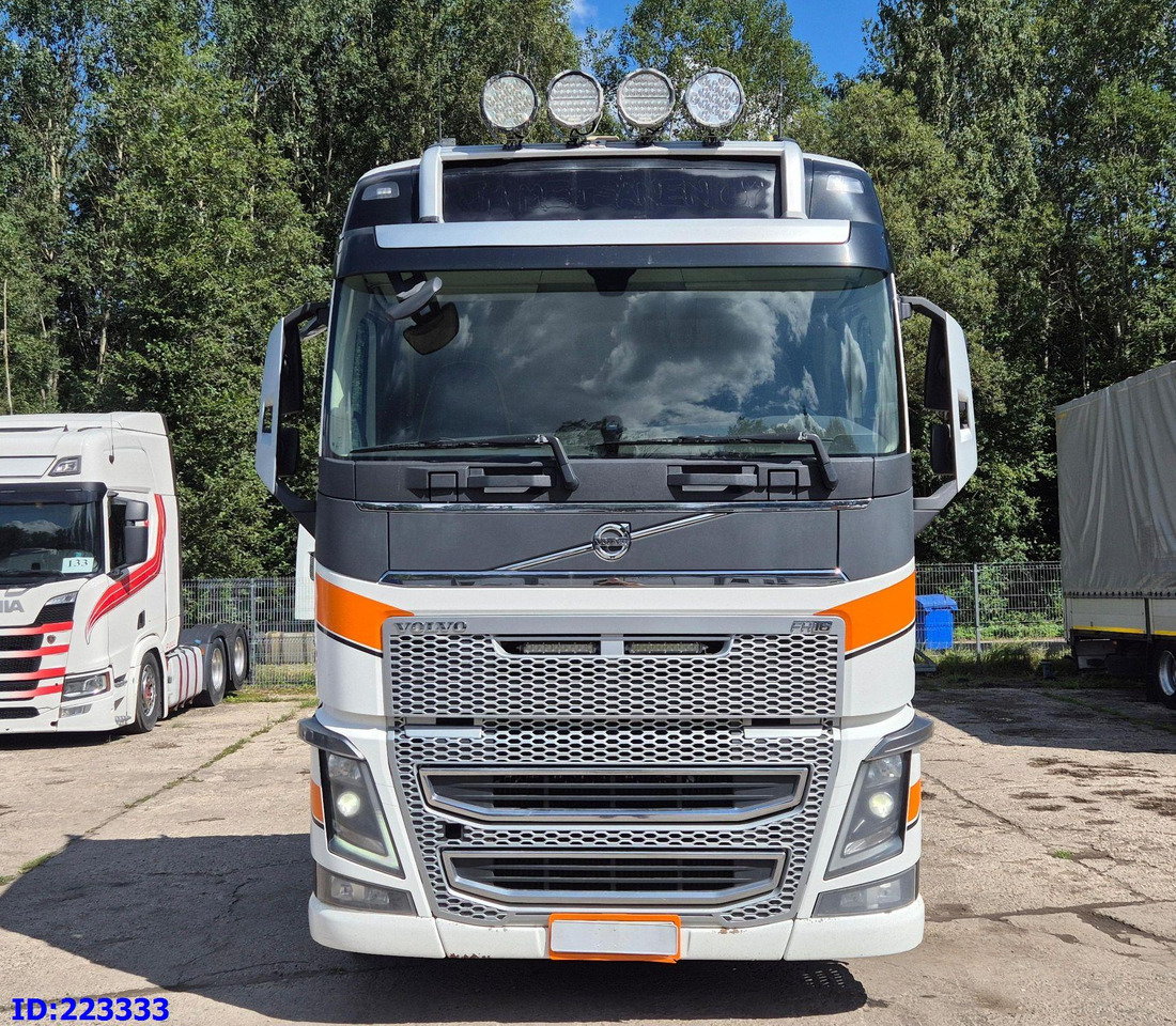 VOLVO FH16 650HP 8X4 (Steering axle) - Camião chassi: foto 2 VOLVO FH16 650HP 8X4 (Steering axle) - Camião chassi: foto 2