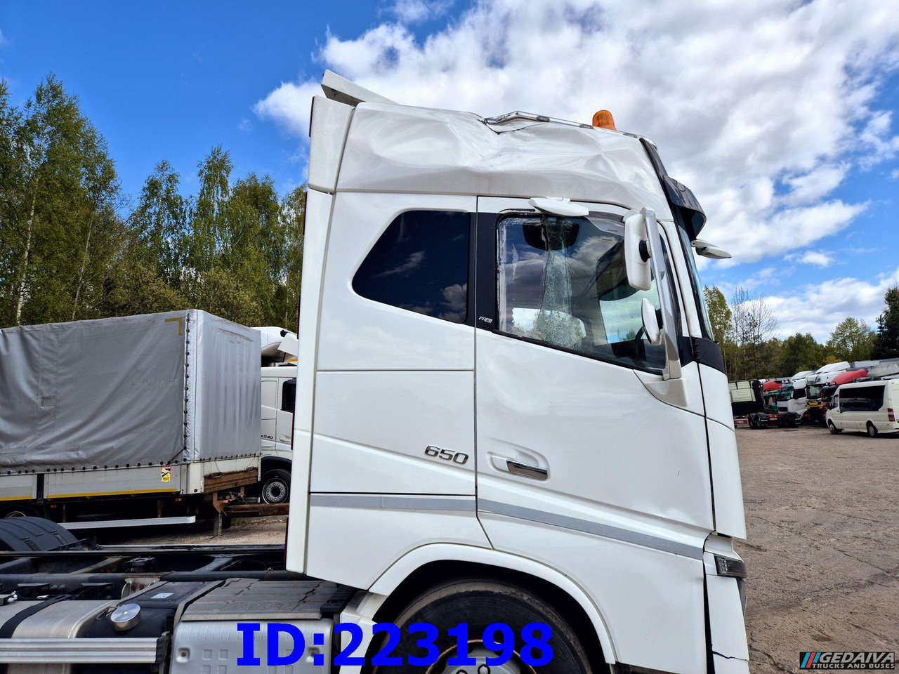 VOLVO FH16 650HP 8X4 (Steering axle) - Camião chassi: foto 5 VOLVO FH16 650HP 8X4 (Steering axle) - Camião chassi: foto 5