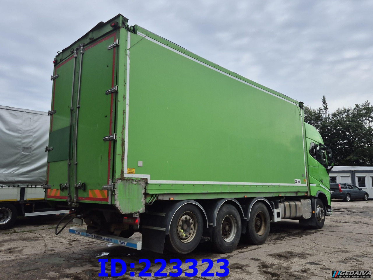 VOLVO FH16 750HP - 8x4 -Big Axles - Camião furgão: foto 5 VOLVO FH16 750HP - 8x4 -Big Axles - Camião furgão: foto 5