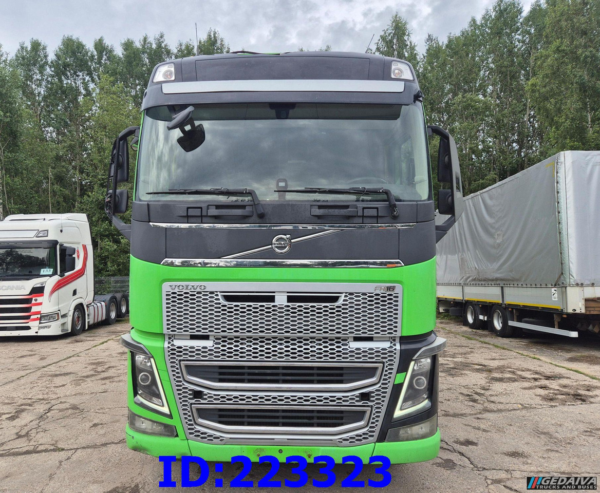 VOLVO FH16 750HP - 8x4 -Big Axles - Camião furgão: foto 2 VOLVO FH16 750HP - 8x4 -Big Axles - Camião furgão: foto 2