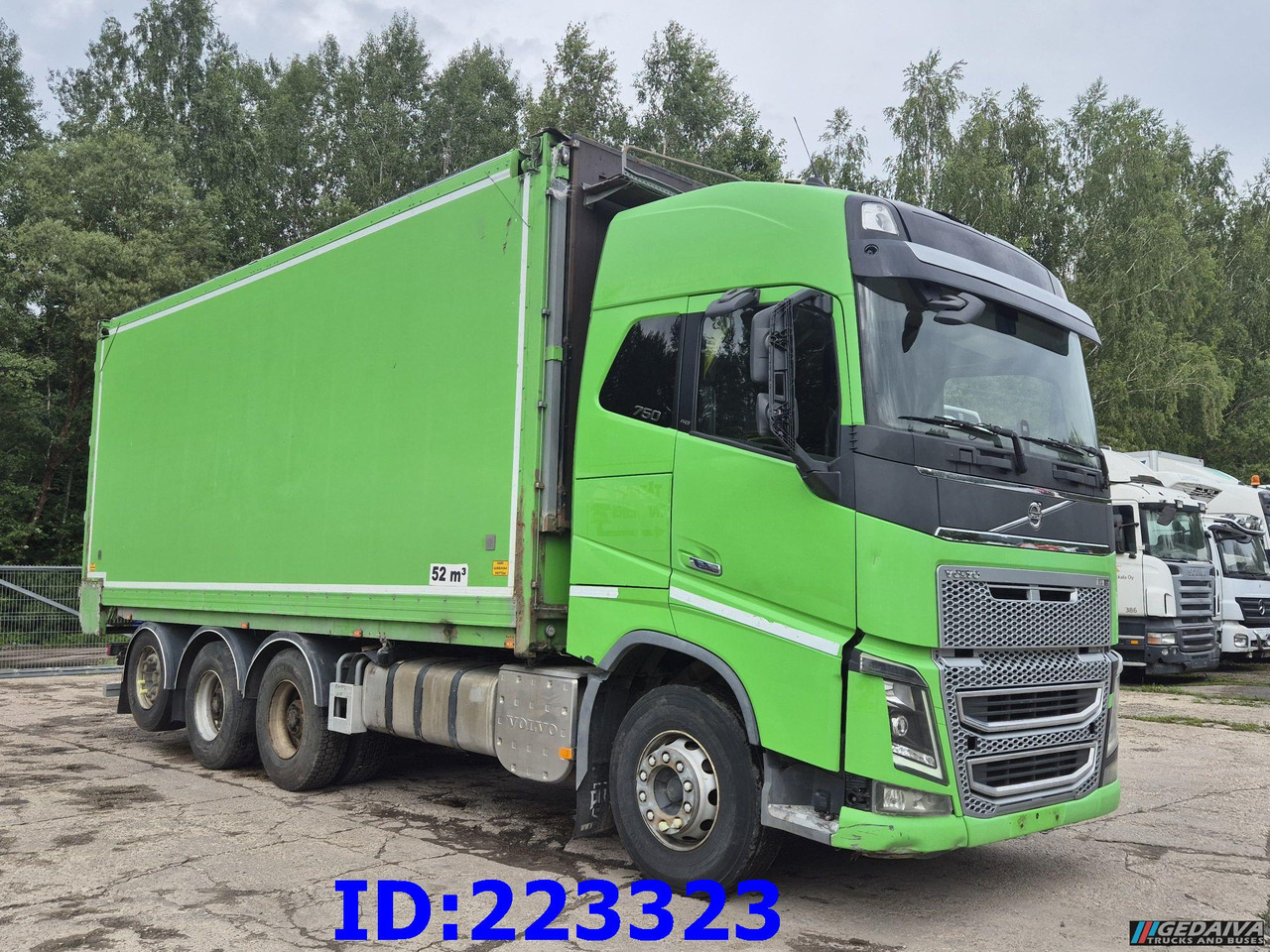 VOLVO FH16 750HP - 8x4 -Big Axles - Camião furgão: foto 4 VOLVO FH16 750HP - 8x4 -Big Axles - Camião furgão: foto 4