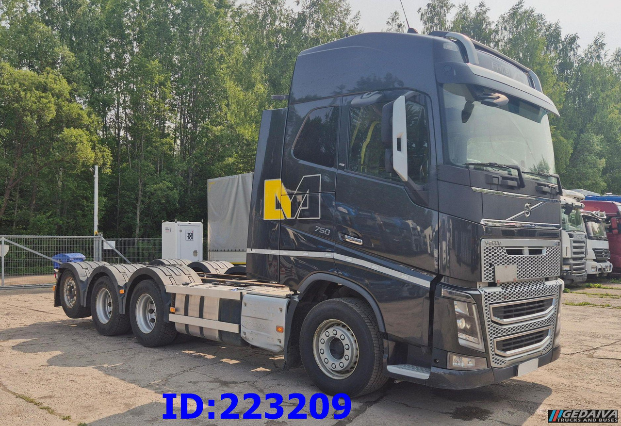 VOLVO FH16 750HP 8x4 Steering axle - Camião chassi: foto 1 VOLVO FH16 750HP 8x4 Steering axle - Camião chassi: foto 1