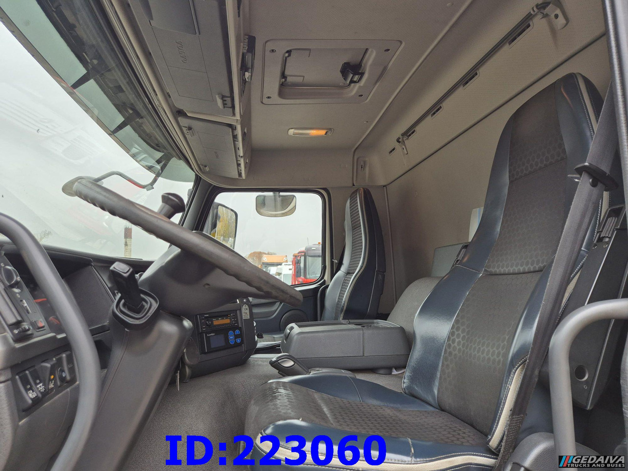 Camião frigorífico VOLVO FM 410HP - 6X2 - Euro5  -Steering axle: foto 17