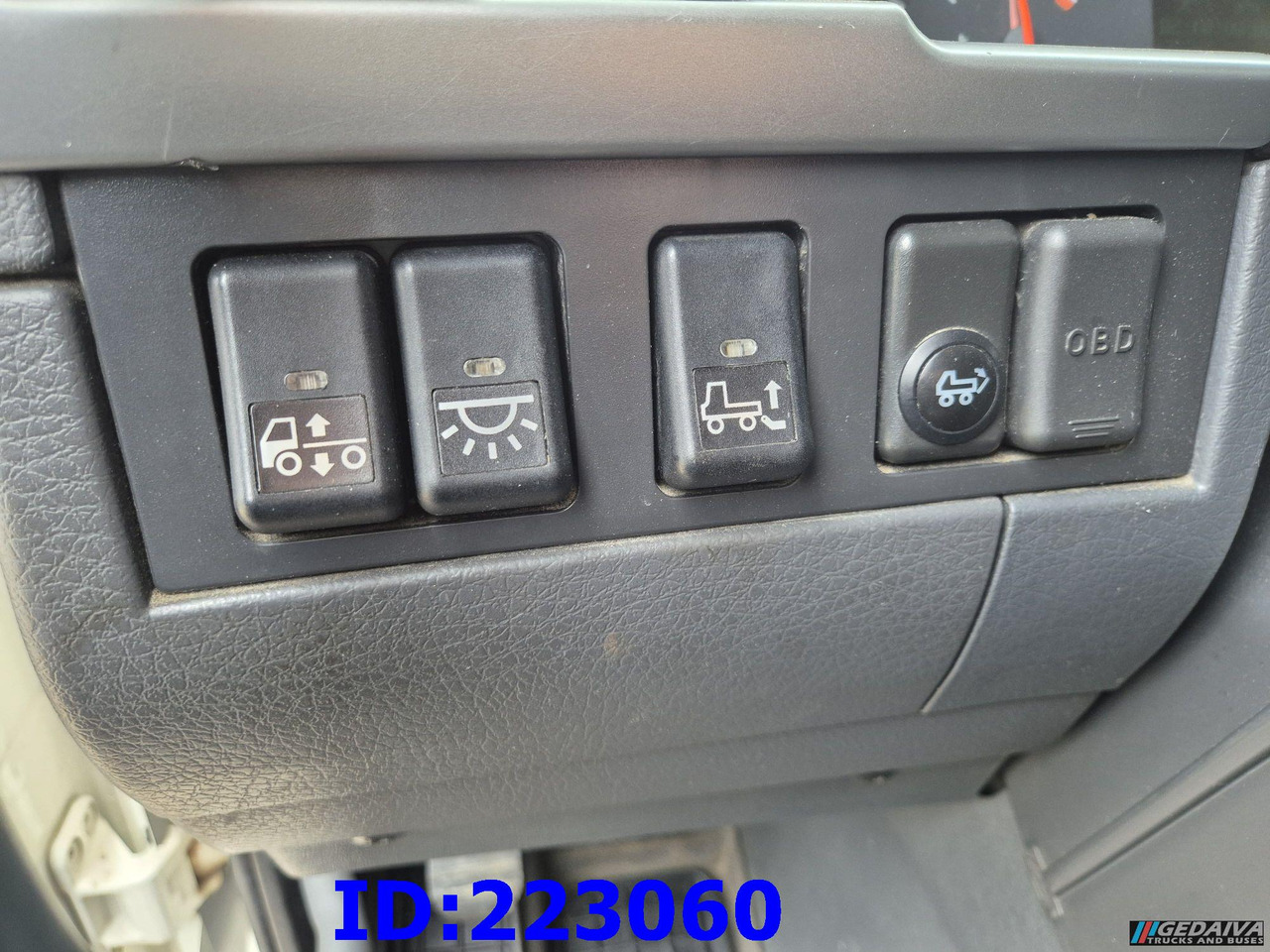 Camião frigorífico VOLVO FM 410HP - 6X2 - Euro5  -Steering axle: foto 18