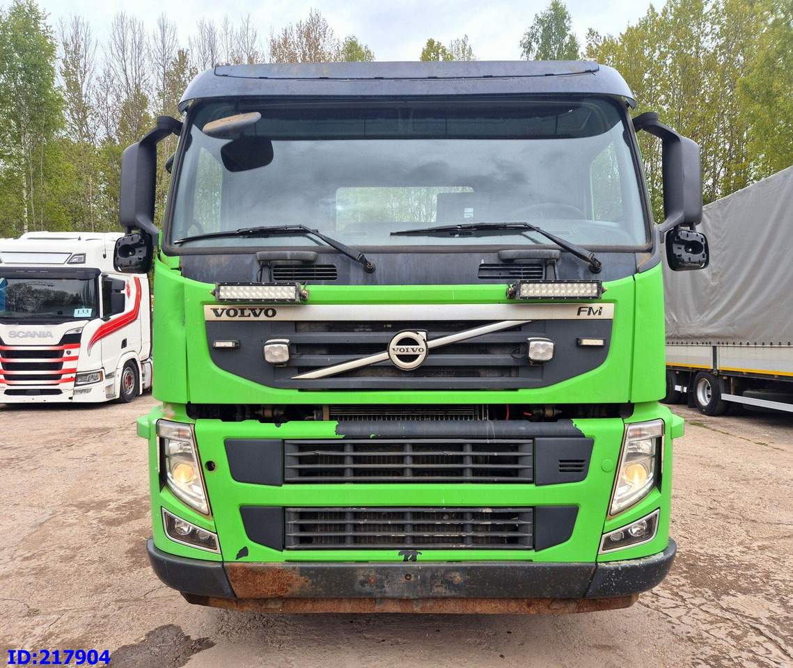 VOLVO FM 410HP 8x4 (Steering axle) - Camião chassi: foto 2 VOLVO FM 410HP 8x4 (Steering axle) - Camião chassi: foto 2