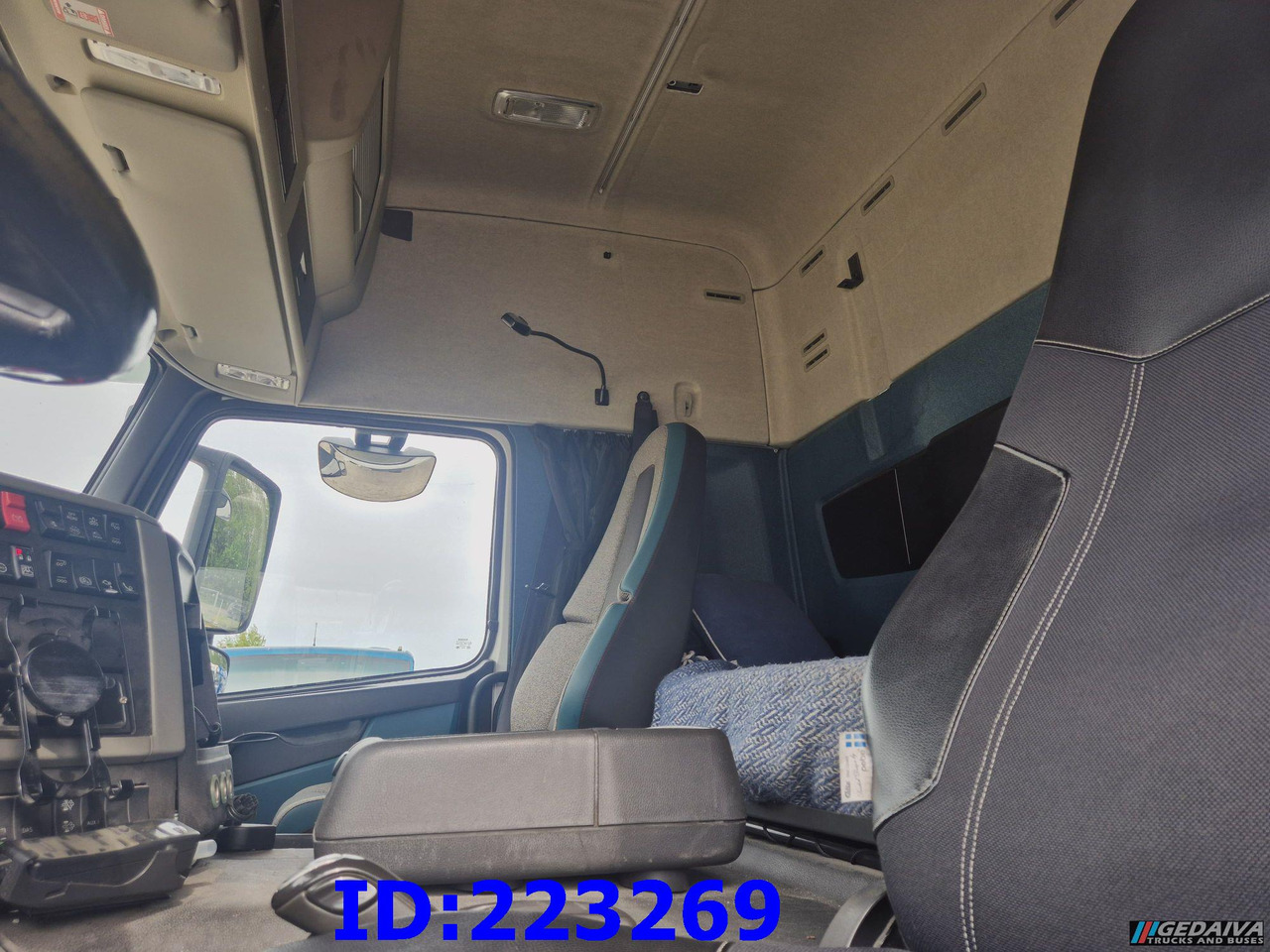 Camião chassi VOLVO FM13 500HP 8x2 (2 steering axels): foto 13