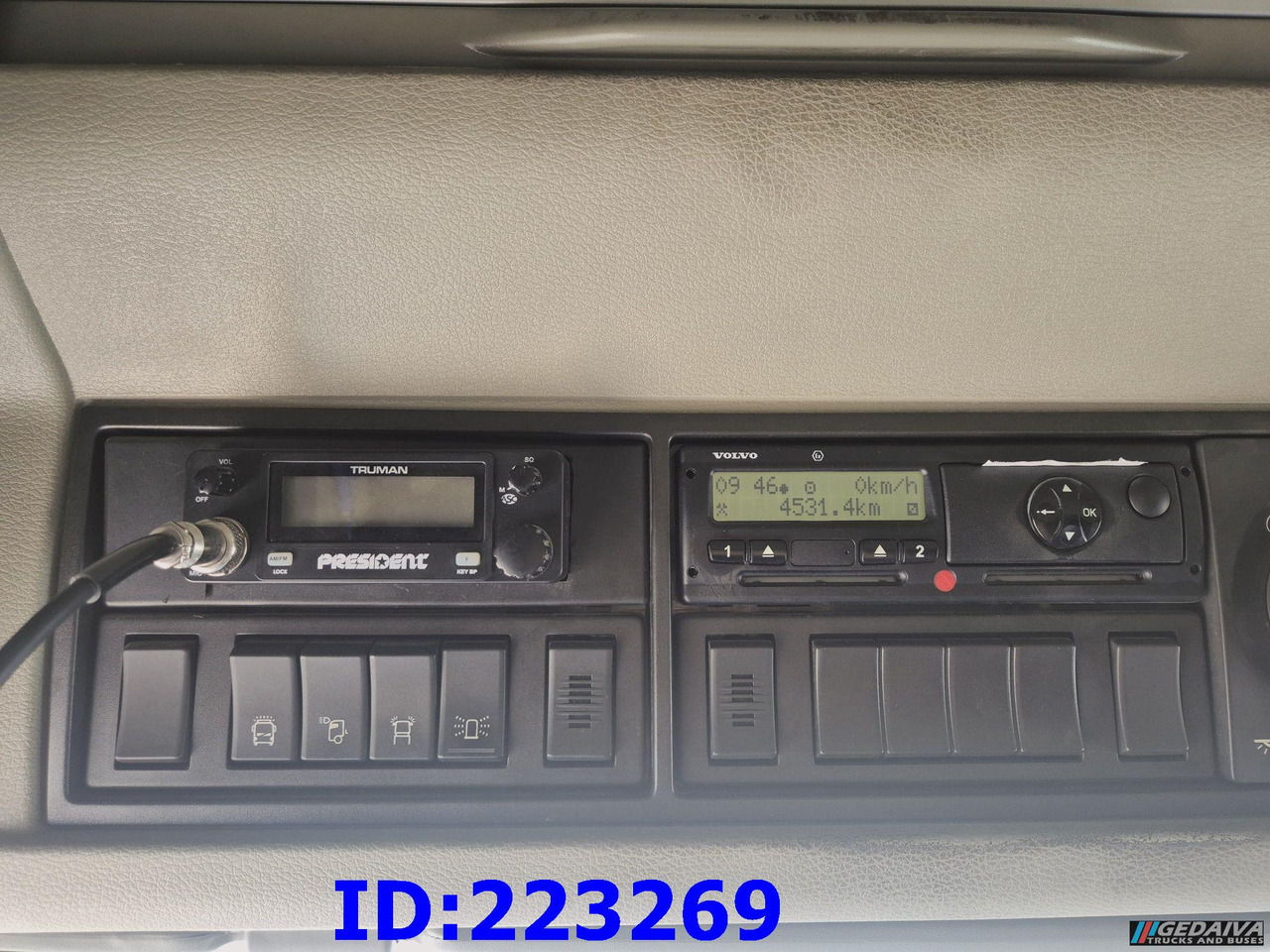 Camião chassi VOLVO FM13 500HP 8x2 (2 steering axels): foto 19