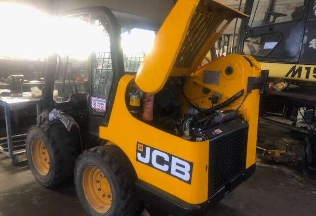 JCB Robot 170 - Mini pá carregadora: foto 1 JCB Robot 170 - Mini pá carregadora: foto 1