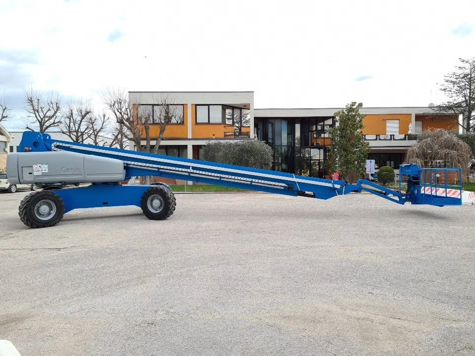 Genie S125 4WD - Plataforma telescópica: foto 2 Genie S125 4WD - Plataforma telescópica: foto 2