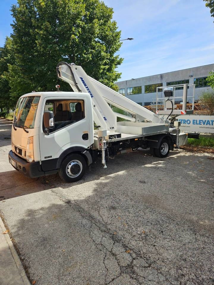 Multitel MT 1820 EX - Caminhão com plataforma aérea: foto 4 Multitel MT 1820 EX - Caminhão com plataforma aérea: foto 4