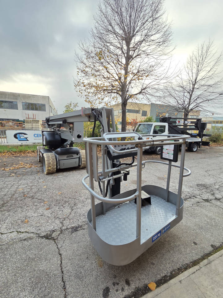 NIFTYLIFT HR 15 HDE - Plataforma articulada: foto 4 NIFTYLIFT HR 15 HDE - Plataforma articulada: foto 4