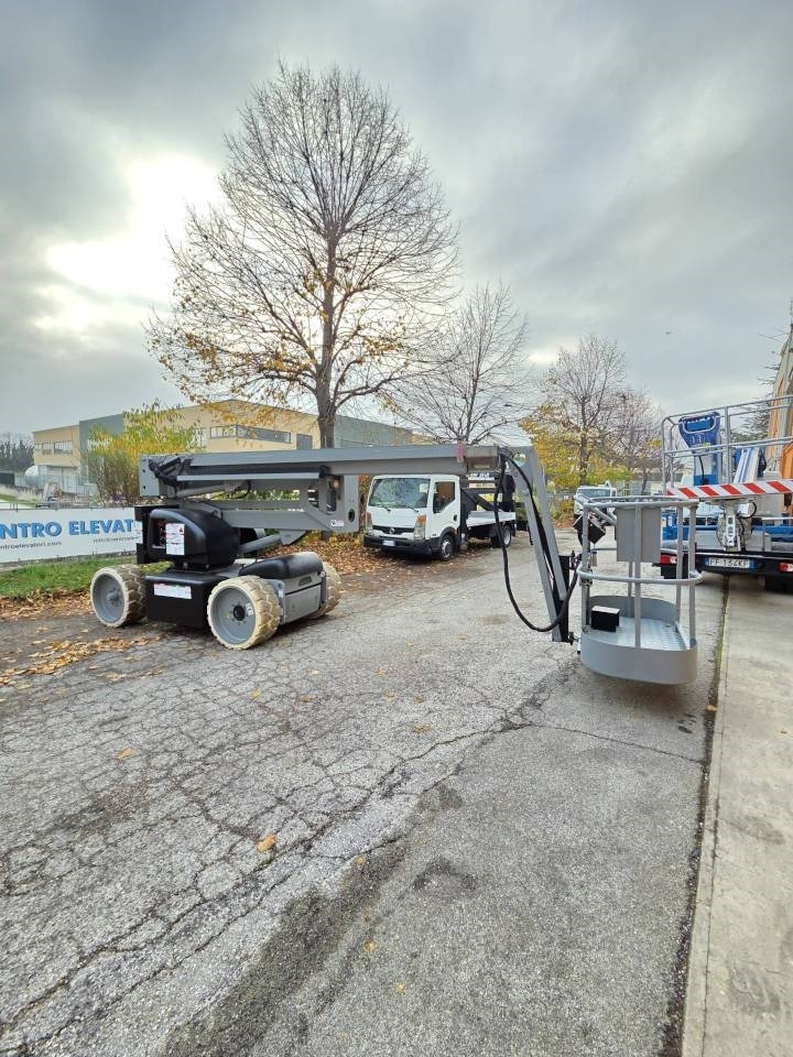 Locação financeira de Niftylift HR 15 HDE  Niftylift HR 15 HDE: foto 10