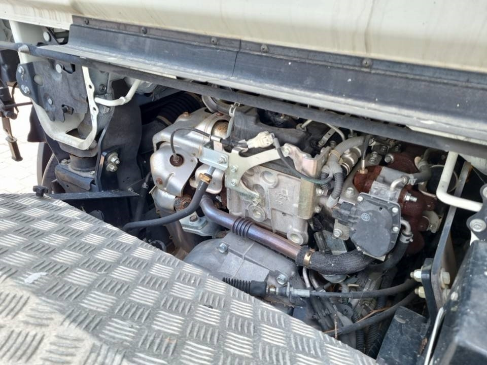 Palfinger P 240 AXE - Caminhão com plataforma aérea: foto 3 Palfinger P 240 AXE - Caminhão com plataforma aérea: foto 3