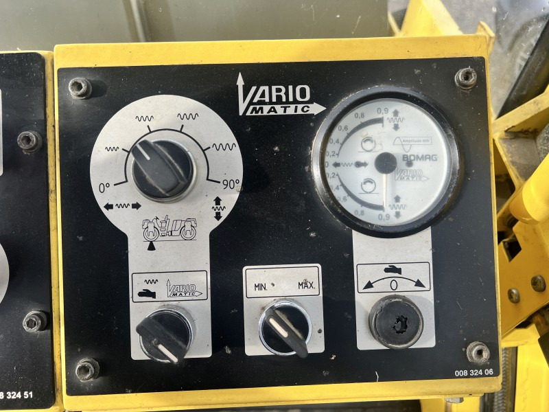 Compactador de asfalto Bomag BW 151 AD-2 (111297): foto 10 Compactador de asfalto Bomag BW 151 AD-2 (111297): foto 10