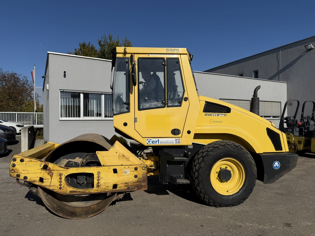Bomag BW 177DH-4 (111742) - Compactador: foto 1 Bomag BW 177DH-4 (111742) - Compactador: foto 1