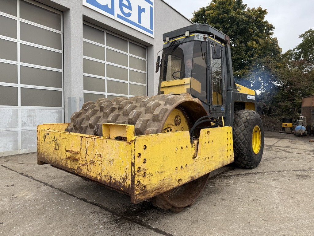 Bomag BW 217 PD-2 (111679) - Compactador: foto 2 Bomag BW 217 PD-2 (111679) - Compactador: foto 2
