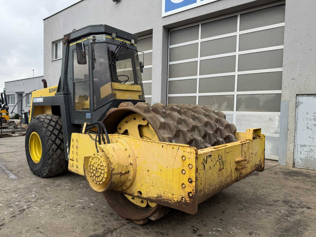Bomag BW 217 PD-2 (111679) - Compactador: foto 5 Bomag BW 217 PD-2 (111679) - Compactador: foto 5