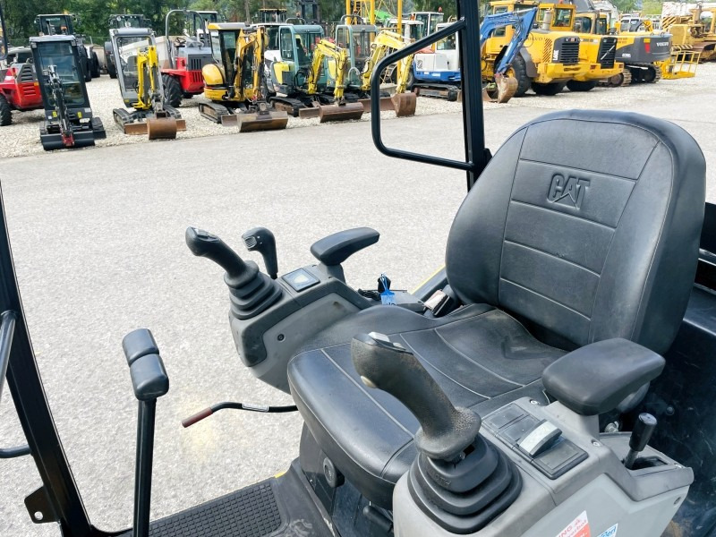 Caterpillar 301.7D (3846) - Mini escavadeira: foto 5 Caterpillar 301.7D (3846) - Mini escavadeira: foto 5