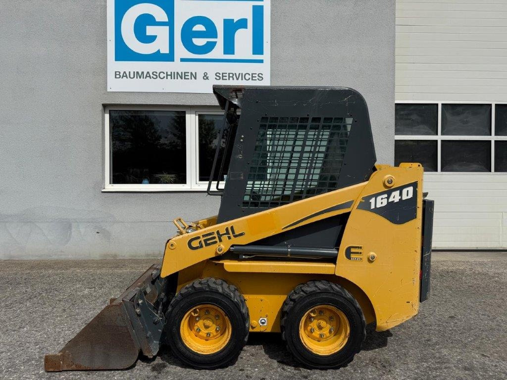 Gehl SL1640E (4027) - Mini pá carregadora: foto 5 Gehl SL1640E (4027) - Mini pá carregadora: foto 5
