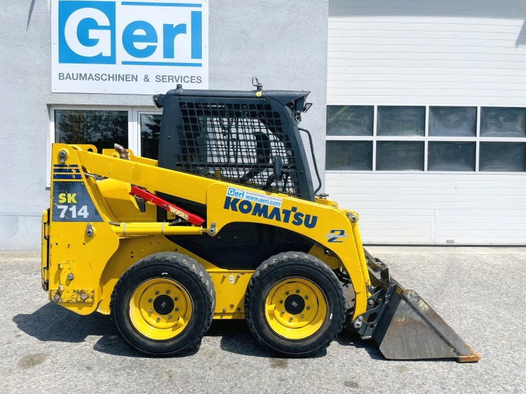 Komatsu SK714 (4012) - Mini pá carregadora: foto 2 Komatsu SK714 (4012) - Mini pá carregadora: foto 2