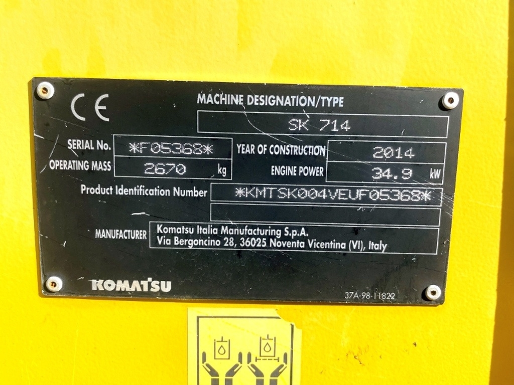 Komatsu SK714 (4077) - Mini pá carregadora: foto 3 Komatsu SK714 (4077) - Mini pá carregadora: foto 3