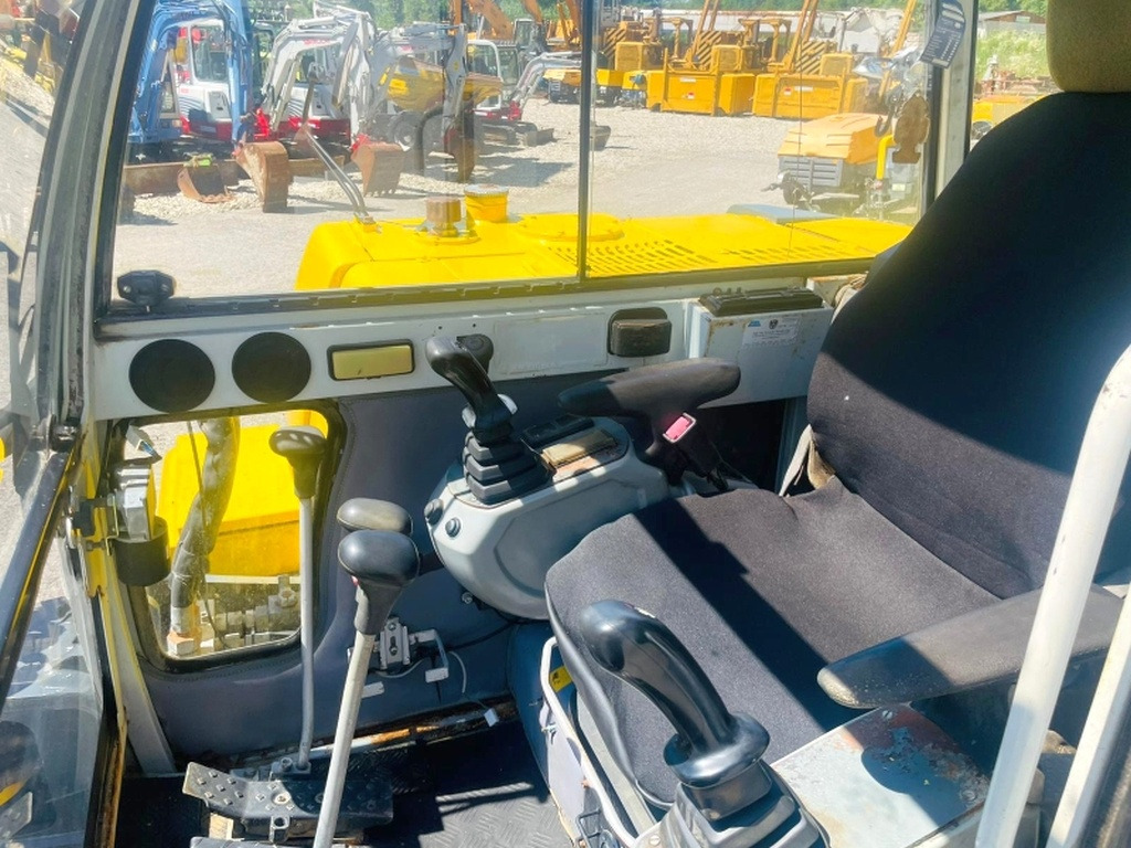 Neuson 8002 RDV (4015) - Mini escavadeira: foto 5 Neuson 8002 RDV (4015) - Mini escavadeira: foto 5