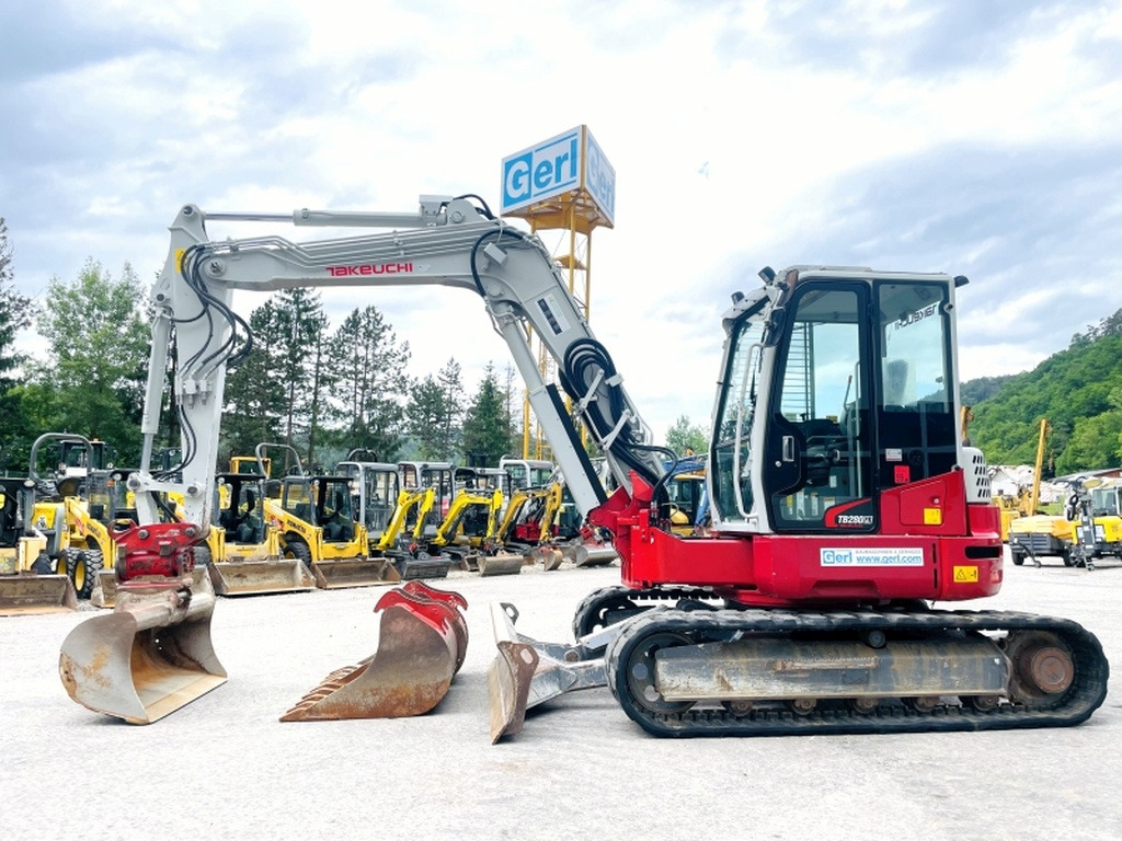 Takeuchi TB280FR (4002) - Mini escavadeira: foto 1 Takeuchi TB280FR (4002) - Mini escavadeira: foto 1