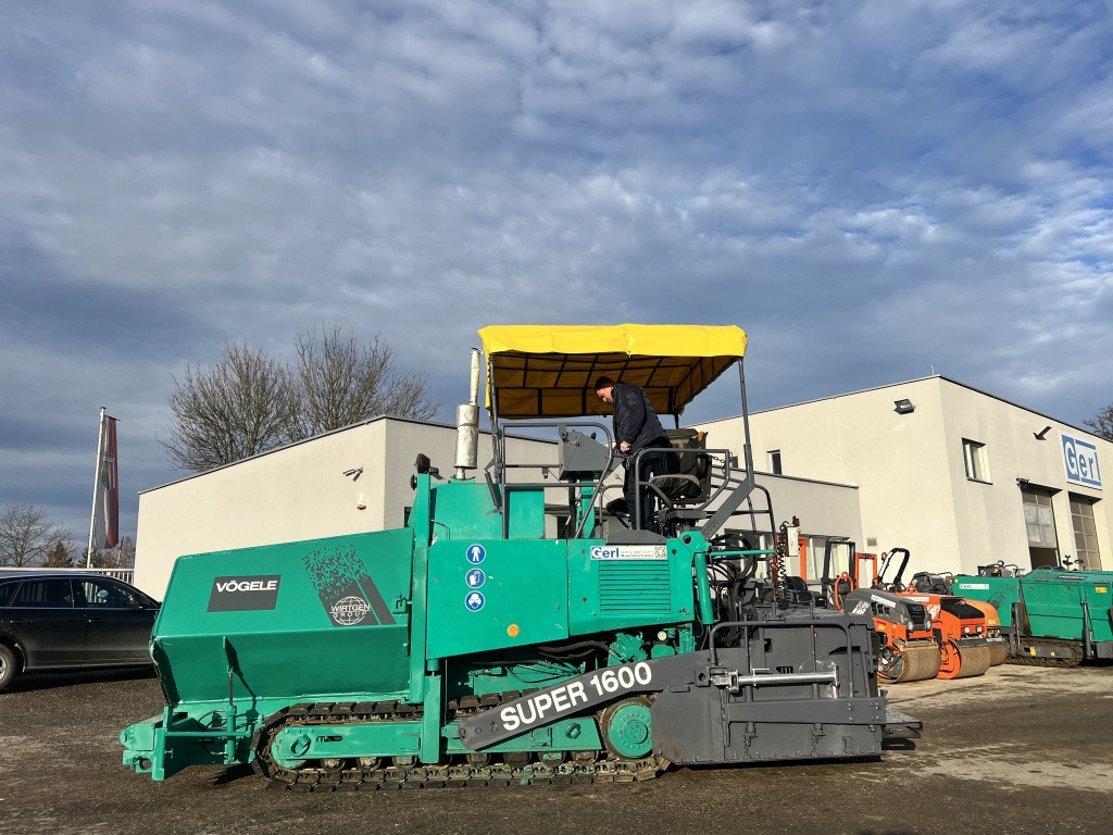 Vögele Super 1600 Typ 6-82 (111416) - Acabadora: foto 1 Vögele Super 1600 Typ 6-82 (111416) - Acabadora: foto 1