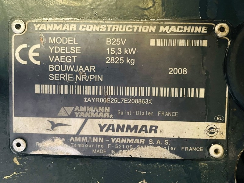 Yanmar B25V (3699) - Mini escavadeira: foto 3 Yanmar B25V (3699) - Mini escavadeira: foto 3
