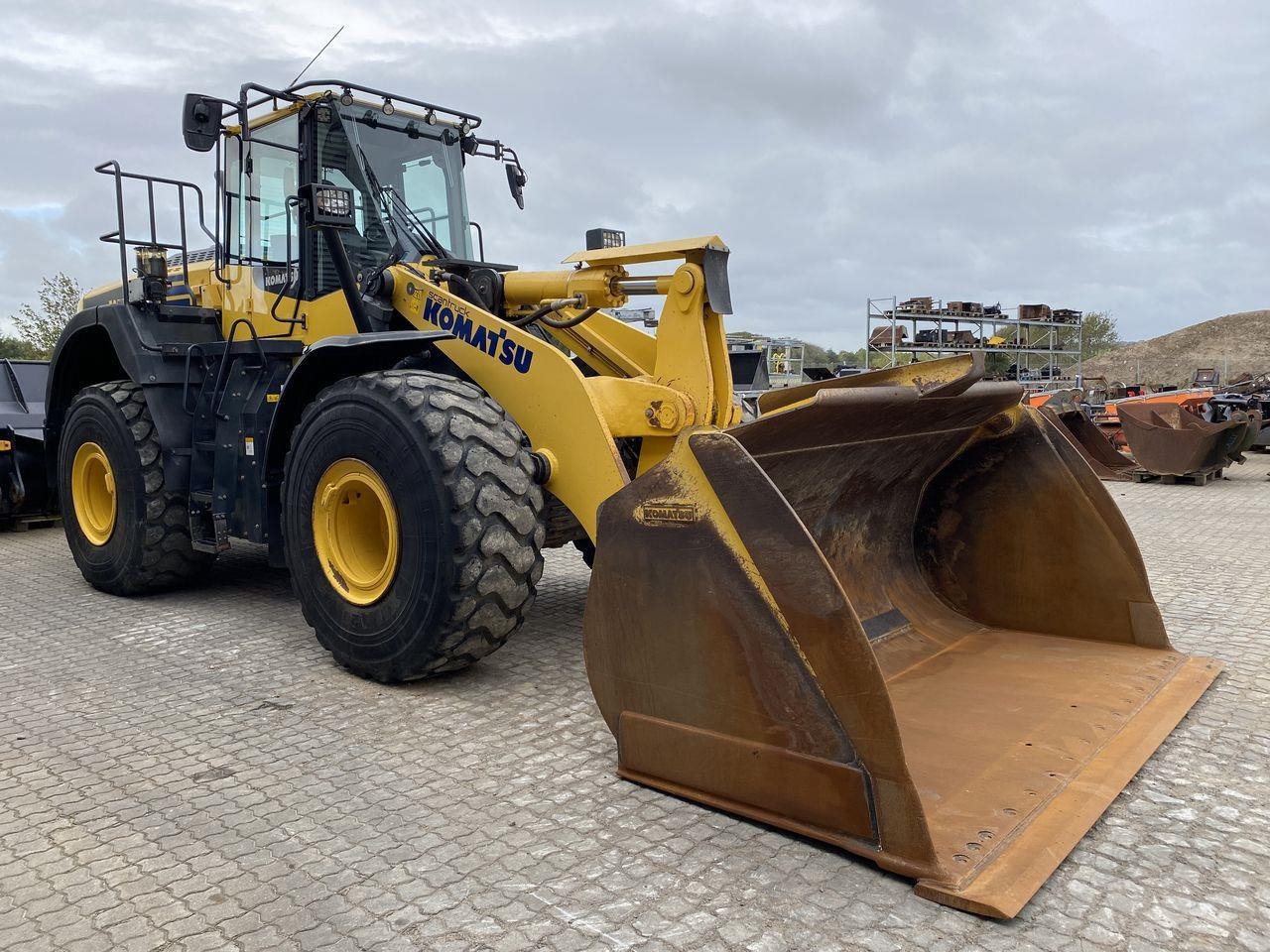 Komatsu WA480-8 - Pá carregadora de rodas: foto 5 Komatsu WA480-8 - Pá carregadora de rodas: foto 5