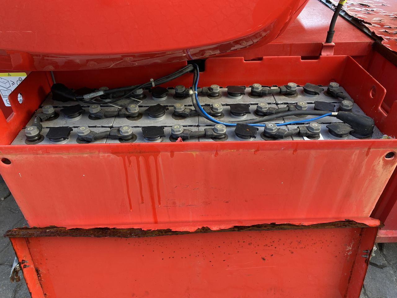 Plataforma articulada Manitou 170AETJ-L: foto 8