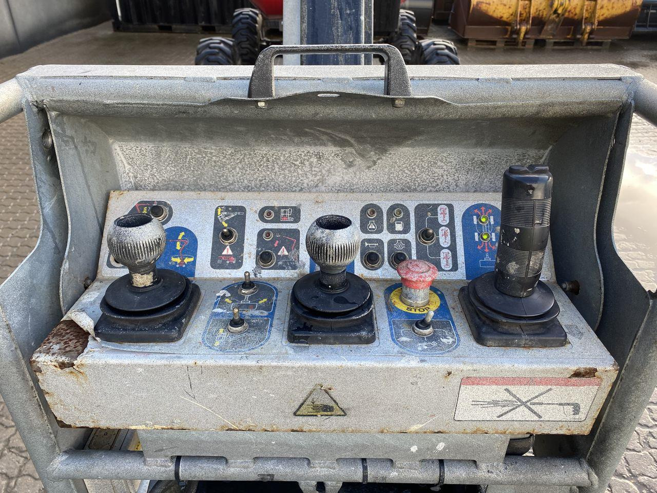 Manitou 180ATJ 2 RC - Plataforma articulada: foto 3 Manitou 180ATJ 2 RC - Plataforma articulada: foto 3