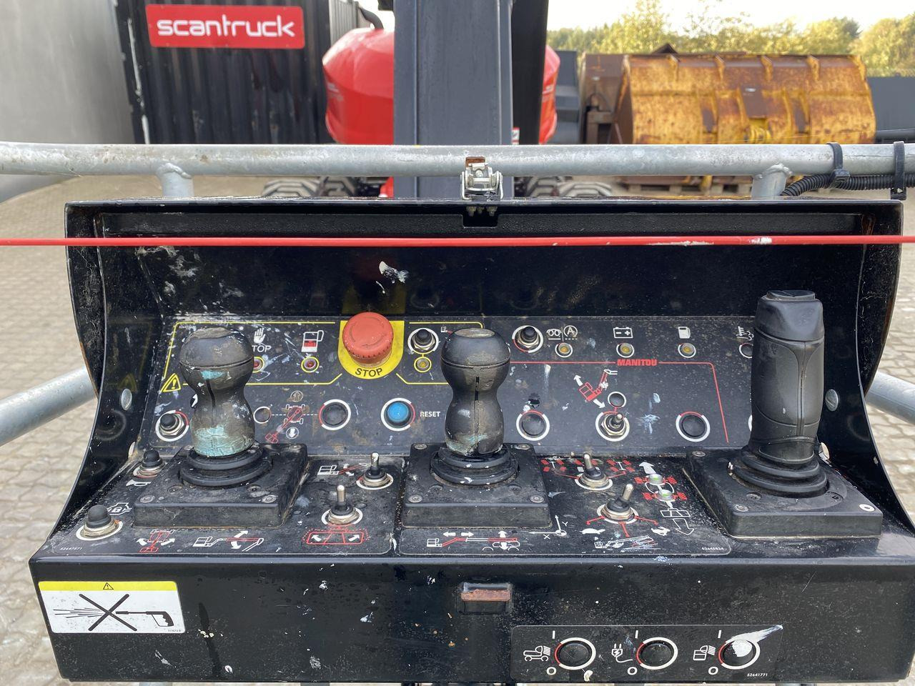 Manitou 180ATJ RC 4RD ST5 - Plataforma articulada: foto 3 Manitou 180ATJ RC 4RD ST5 - Plataforma articulada: foto 3