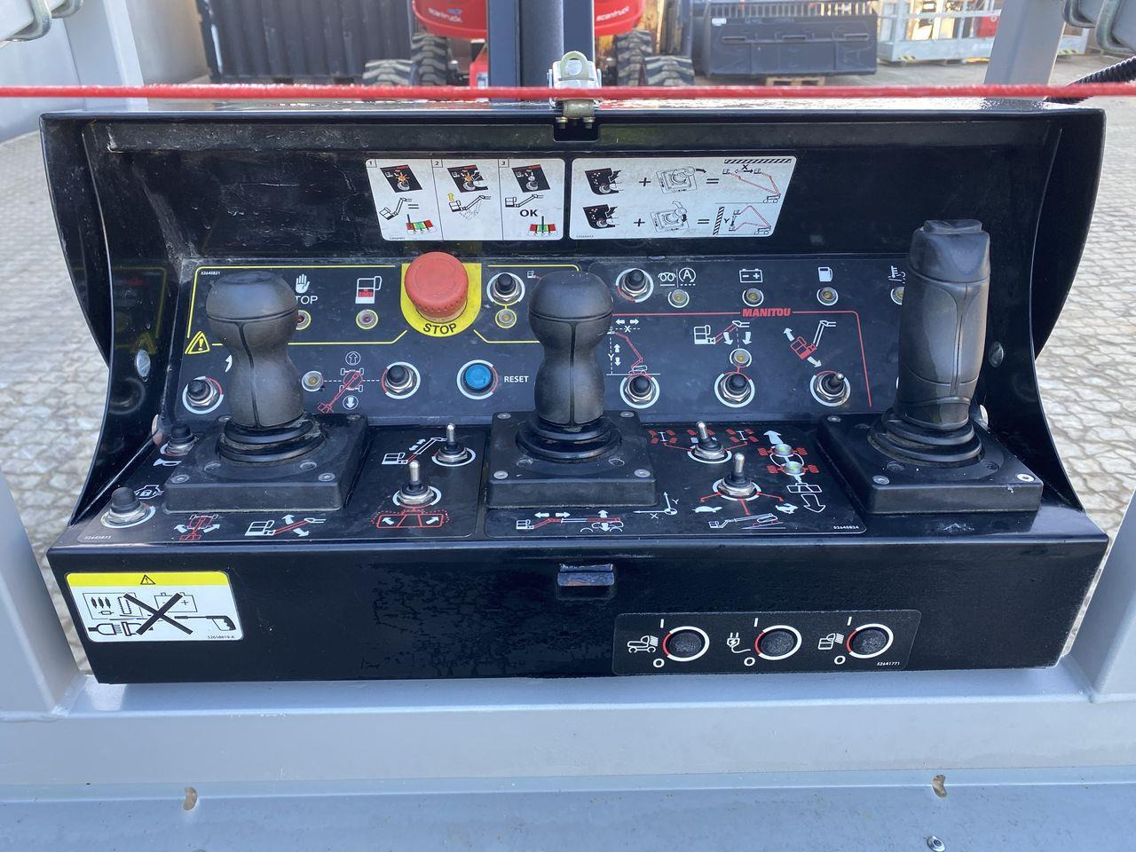 Manitou 280TJ ST5 - Plataforma articulada: foto 3 Manitou 280TJ ST5 - Plataforma articulada: foto 3